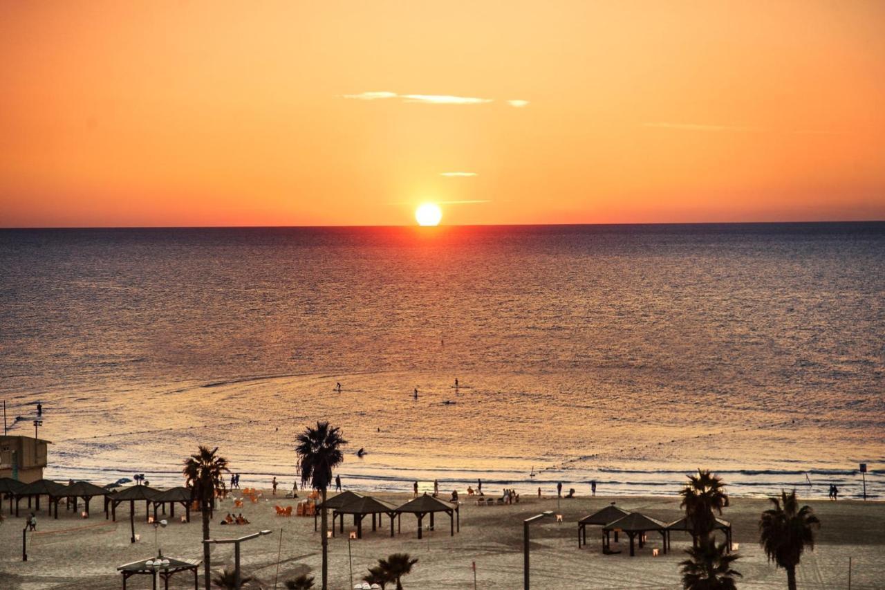 Seaside By Zvieli Tel-Aviv